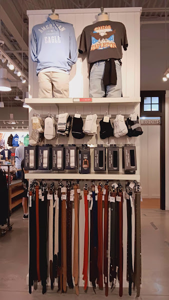 American Eagle Store