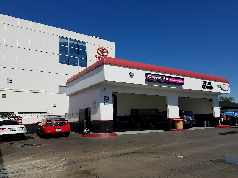 Russell Fischer Car Wash - Huntington Beach