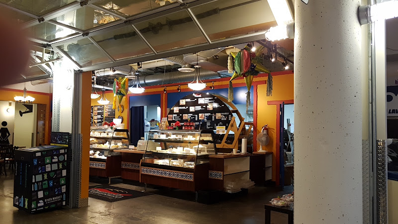 Pamola Bakery