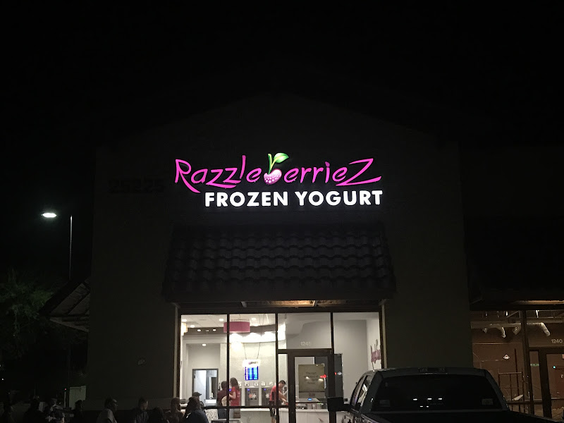 Razzleberriez Frozen Yogurt - Lake Pleasant