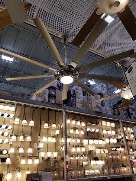 Stateline Shopping Center