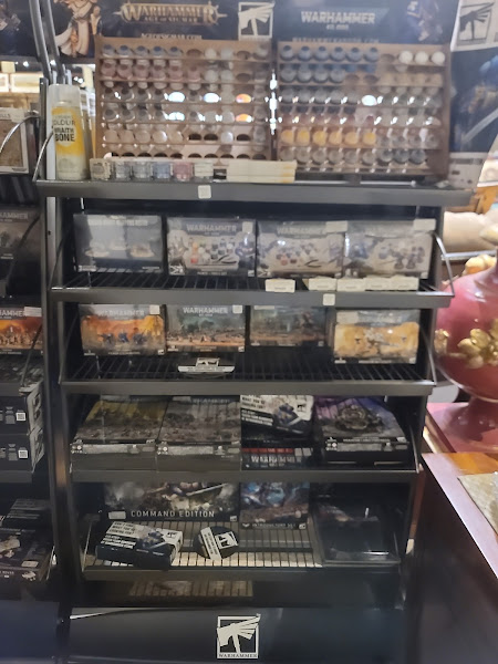 Warhammer Kits & Supplies by Hitiques