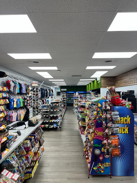 Black Bear Mini Mart, Tobaccoland Kelowna Kelowna Souvenirs