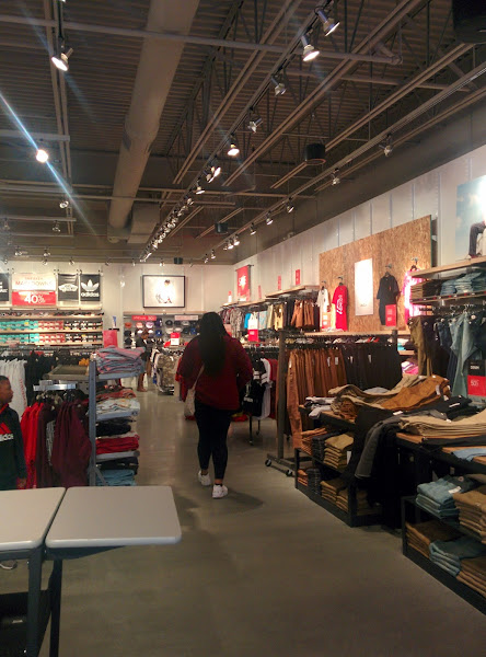 PacSun