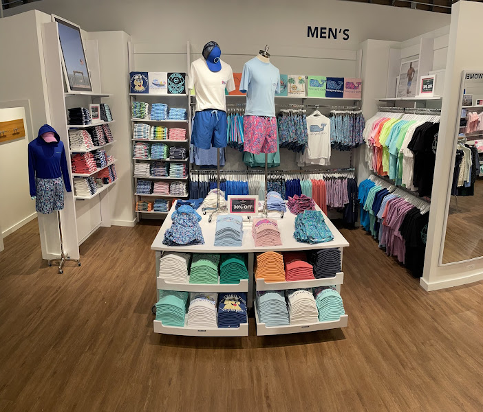 vineyard vines Outlet
