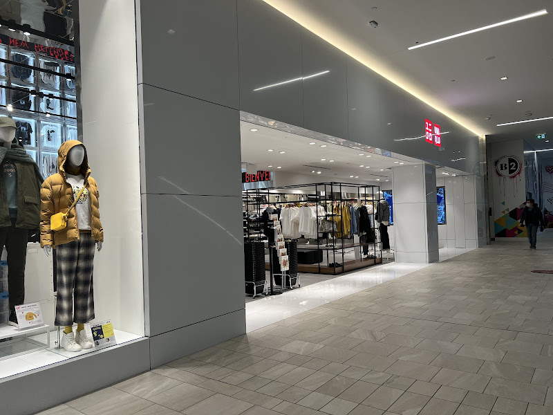 UNIQLO Centre Eaton de Montréal