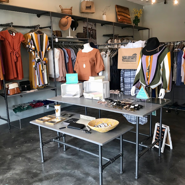 Southern Sophisticate- a benevolent boutique