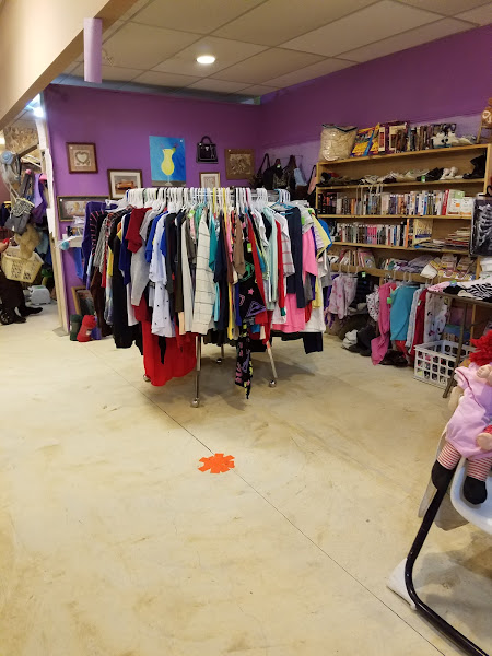 Trader Buck's Flea Market