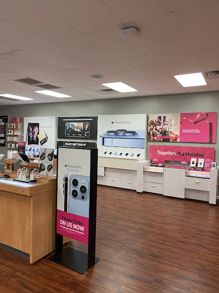 T-Mobile Authorized Retailer