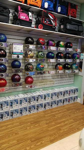 THE PRO SHOPPE
