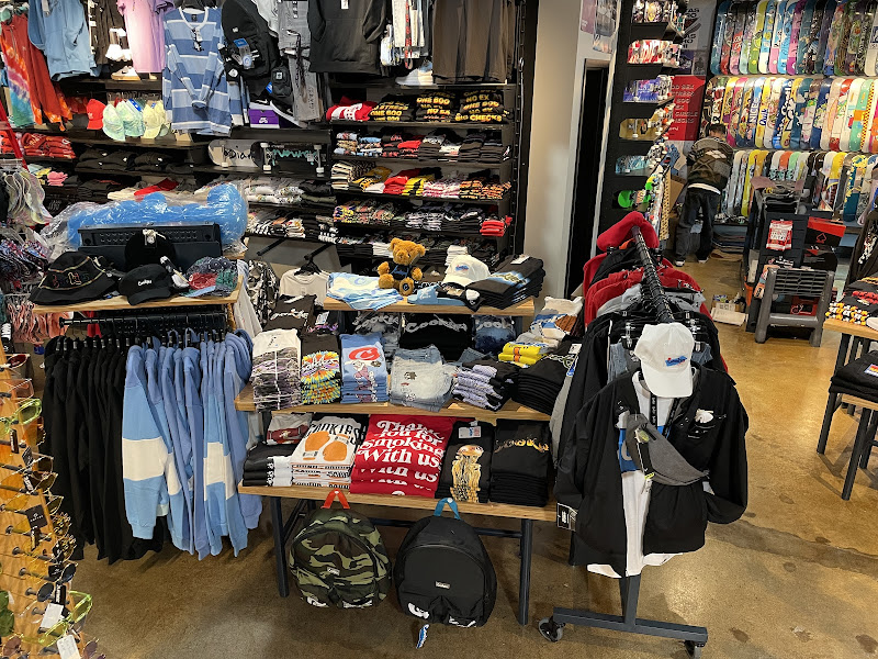Zumiez