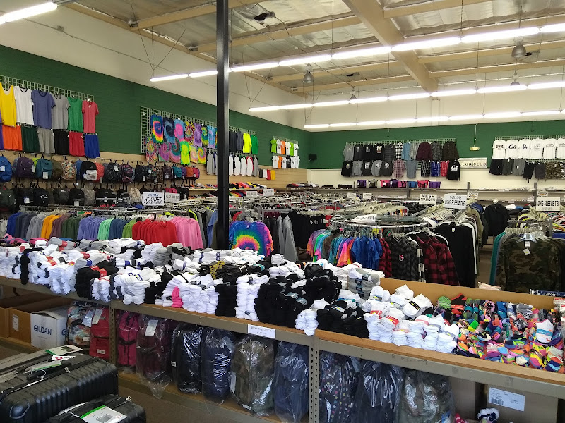 T-Shirts Warehouse