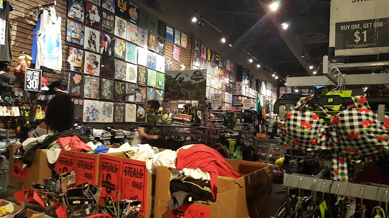 Hot Topic