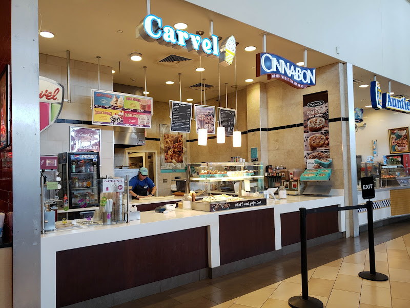 Cinnabon