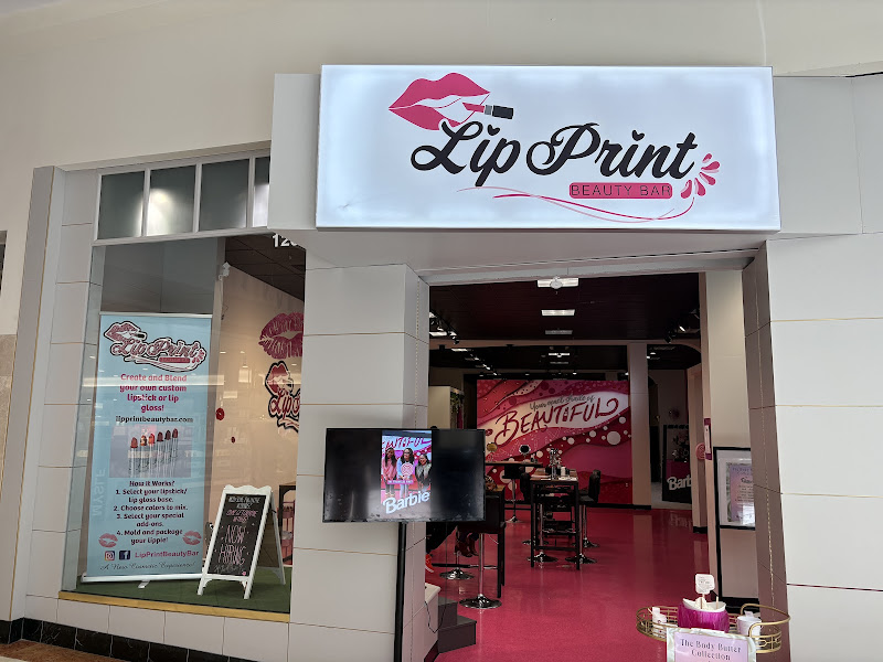 Lip Print Beauty Bar