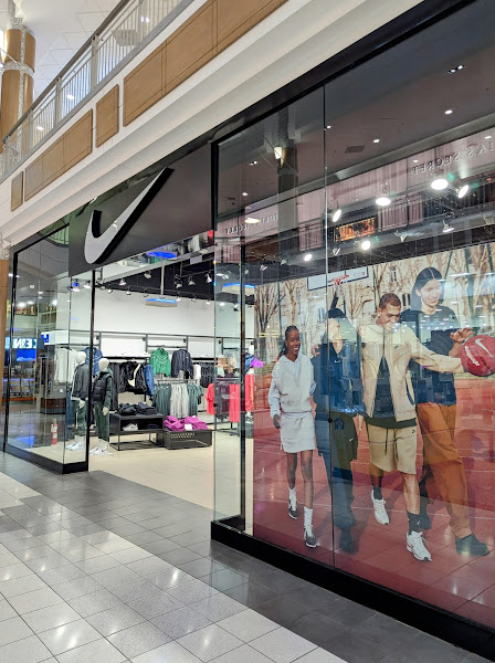 Nike Mapleview