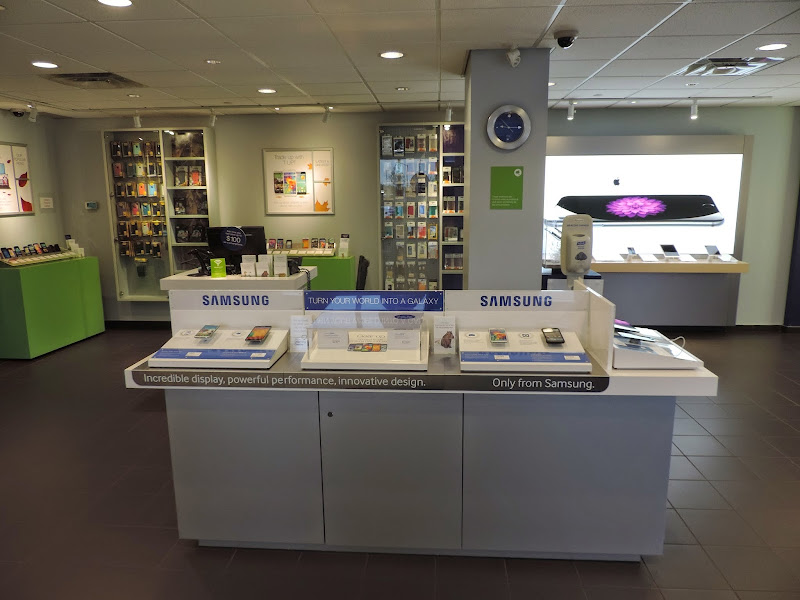 TELUS & Koodo Store