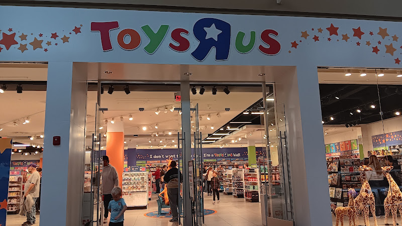Toys"R"Us at Jordan Creek Town Center
