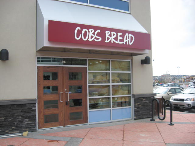 COBS Bread