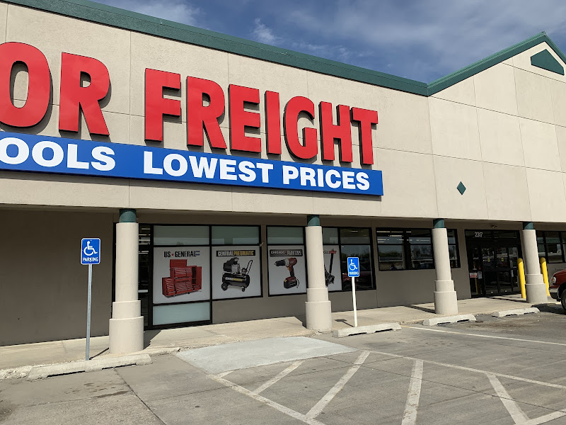 Harbor Freight Tools