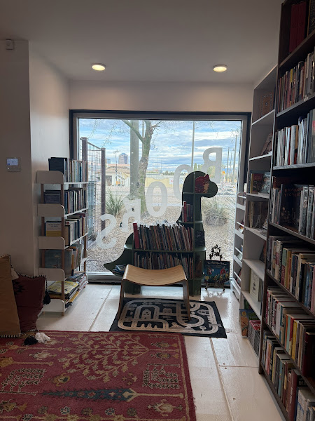 Desierto Books