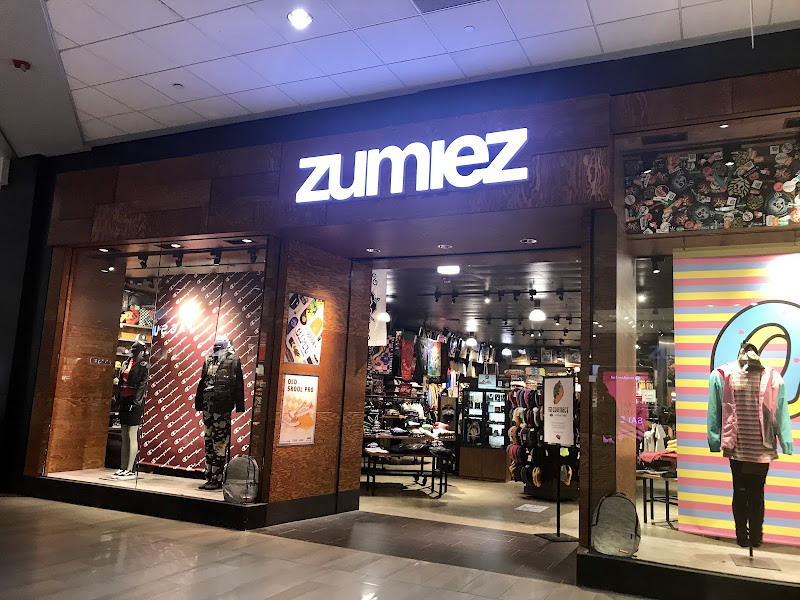 Zumiez
