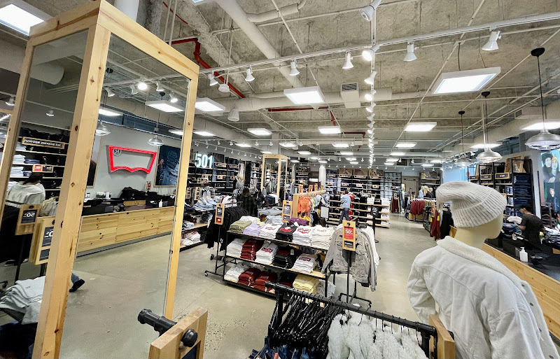 Levi’s Outlet Store