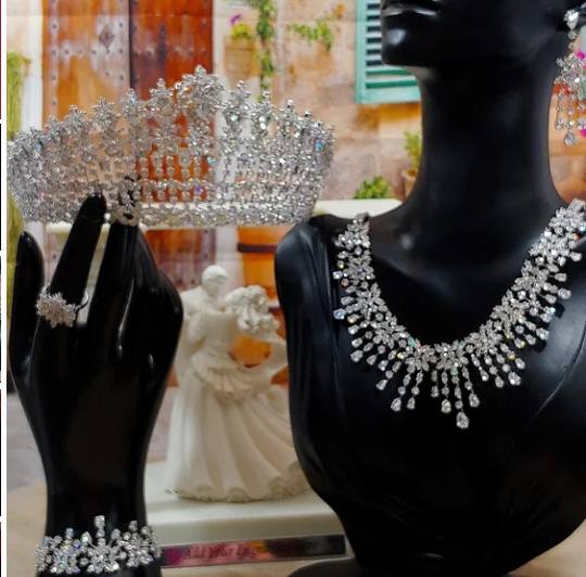 Uniquely Elegant Tiara Ensemble