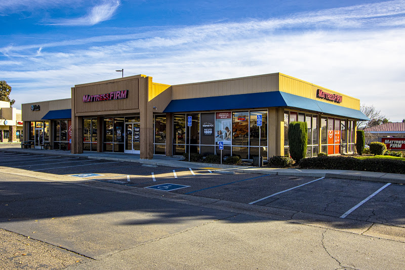 Shasta Crossroads