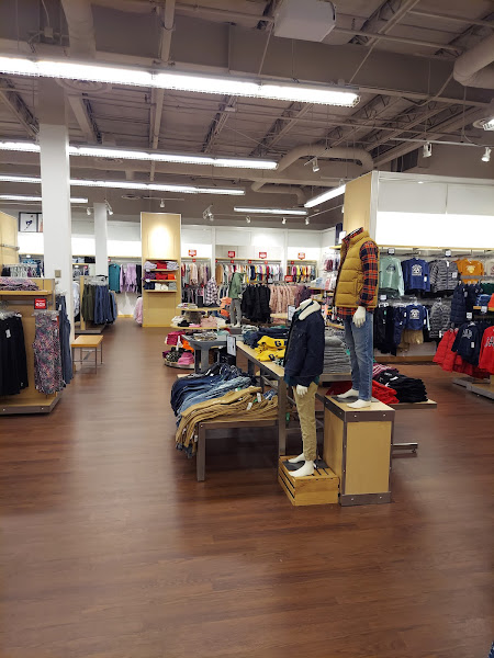Banana Republic Factory