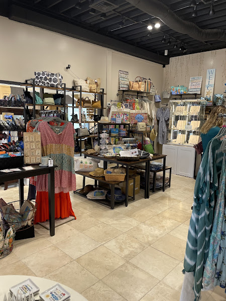Kona Inn Shopping Village