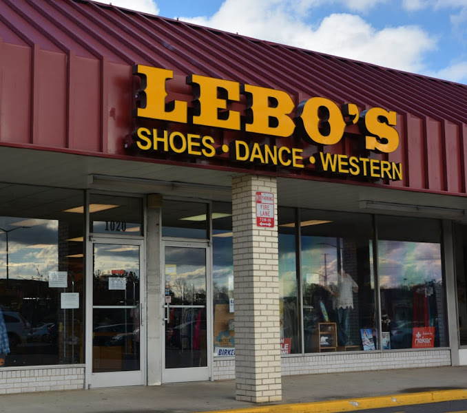 Lebo's