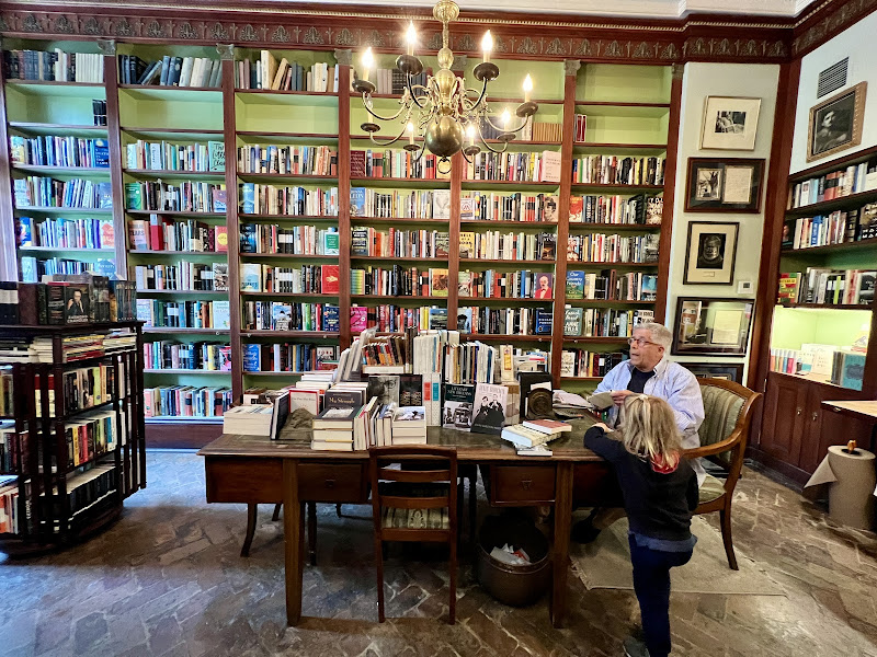 Faulkner House Books