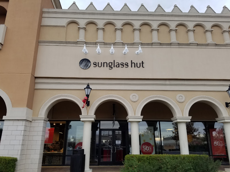 Sunglass Hut
