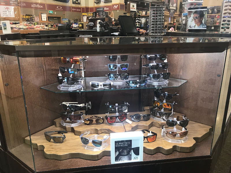 Sunglass Hut