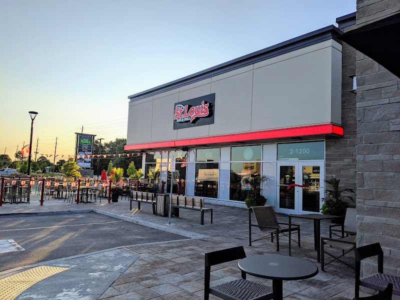 St. Louis Bar & Grill