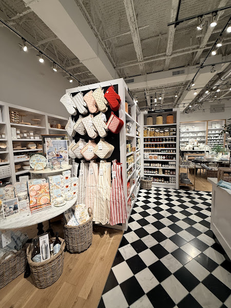 Williams-Sonoma