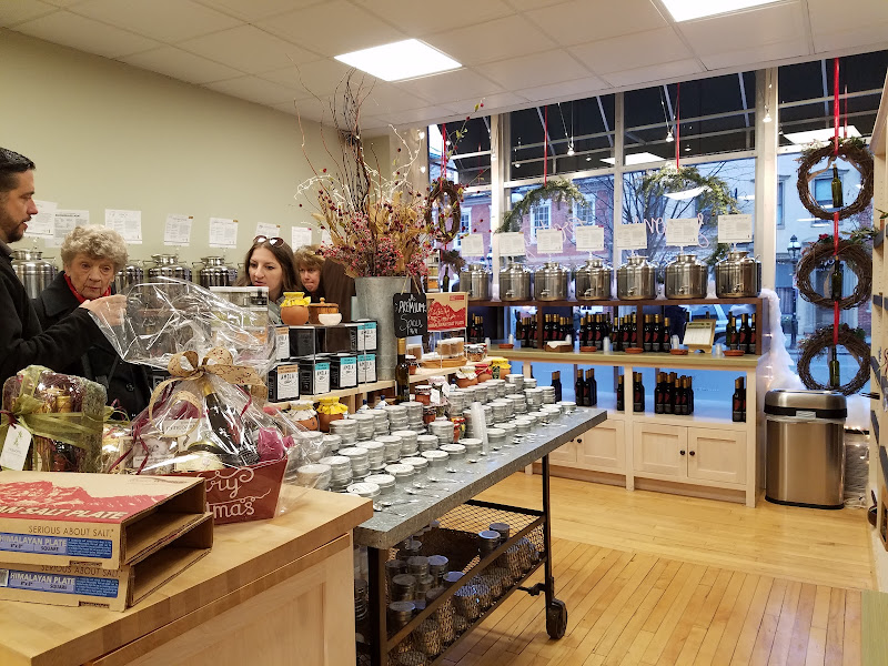 Seasons Olive Oil & Vinegar Taproom