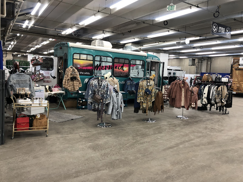 Mermaid Walking Boutique
