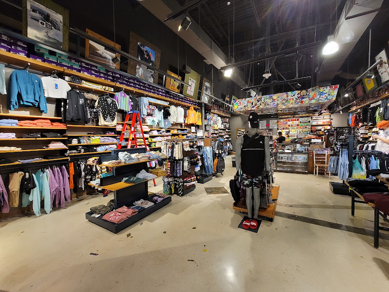 Zumiez