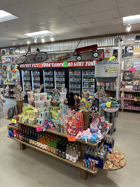 Rocket Fizz Soda Pop & Candy Shop - Woodburn