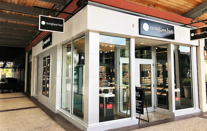 Sunglass Hut