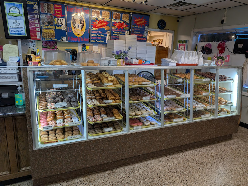 Baker's Dozen Donut Shop