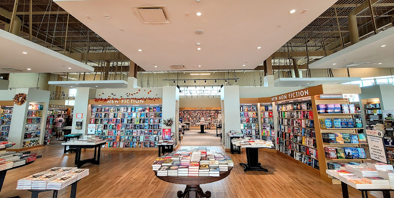 Barnes & Noble