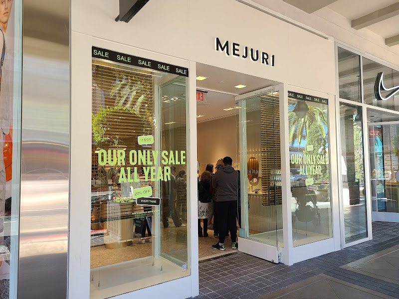 Mejuri