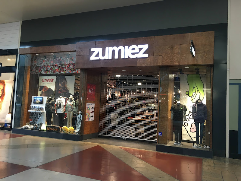 Zumiez