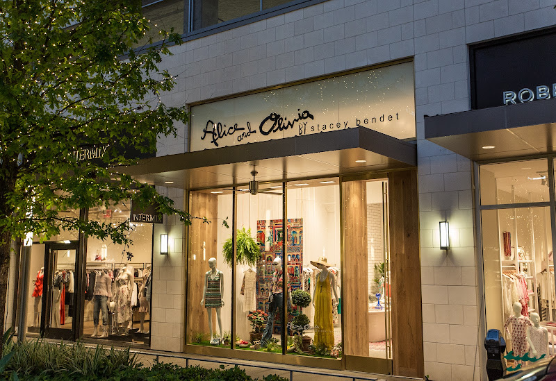ALICE + OLIVIA