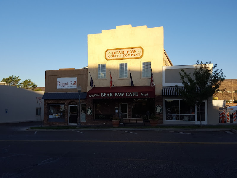 Bear Paw Cafe