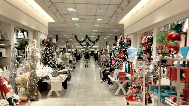 Von Maur