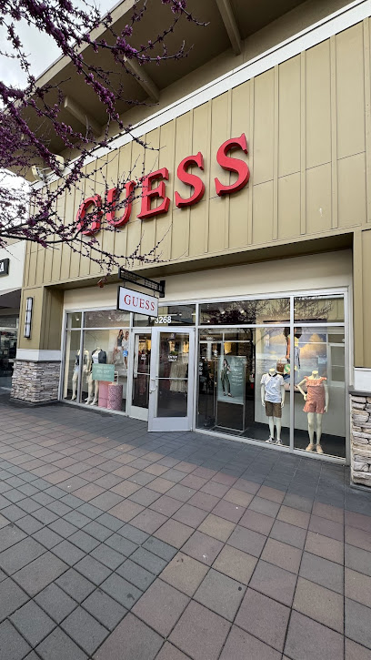 GUESS Factory